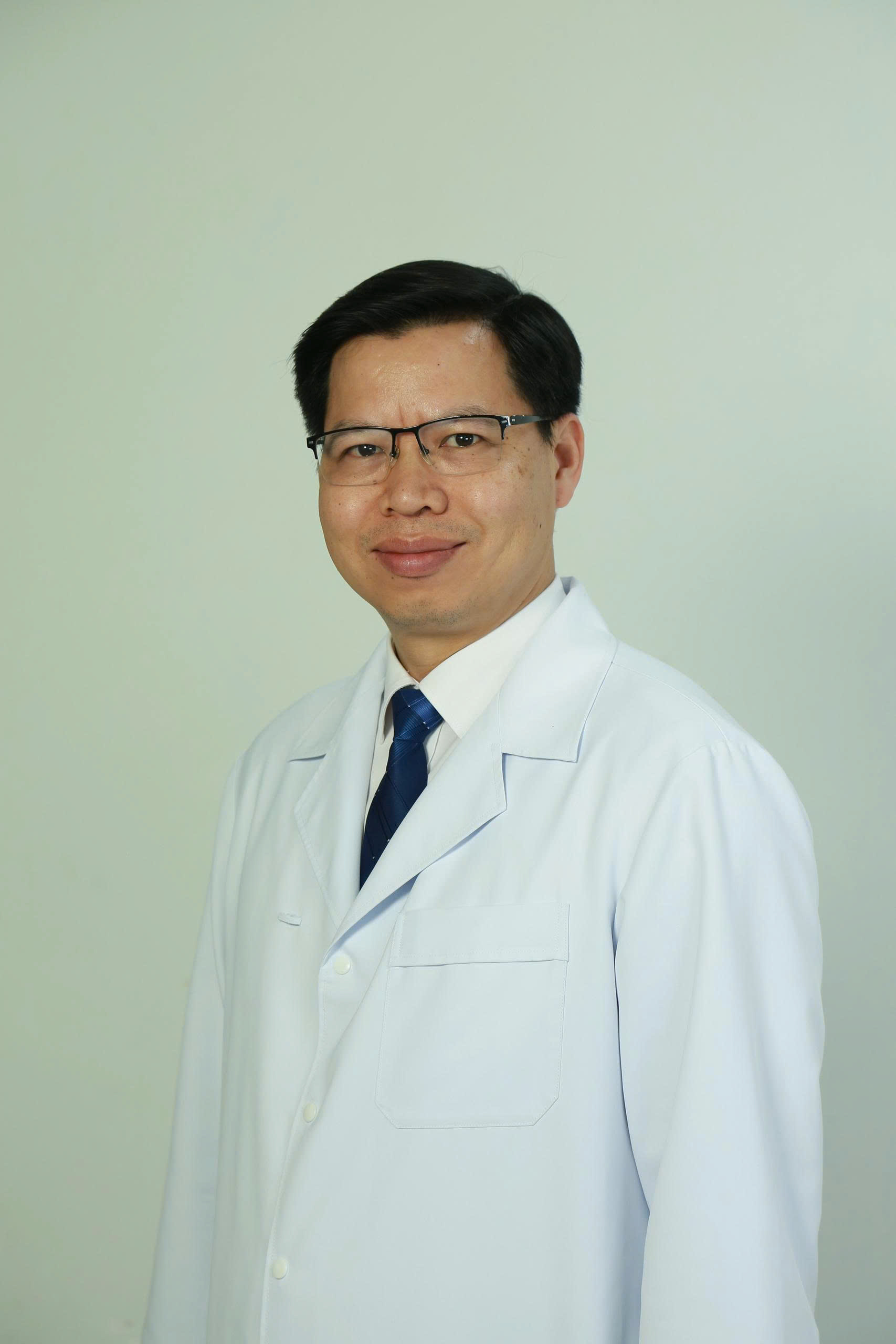 PGS. TS. Lưu Quang Thùy